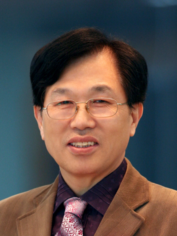 부회계 이기혁 장로.jpg